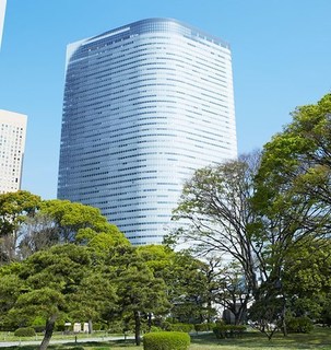 dentsu_200601_L.jpg